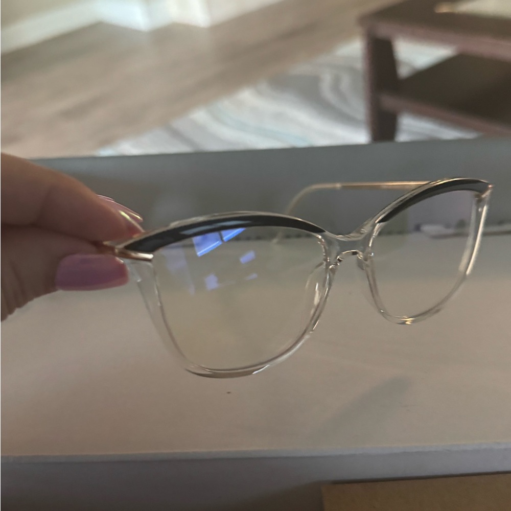 Lensmart non prescription glasses.
